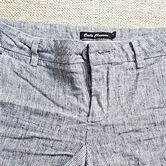 Cielo Classic linen Shorts Gray/white size medium - Picture 5 of 8